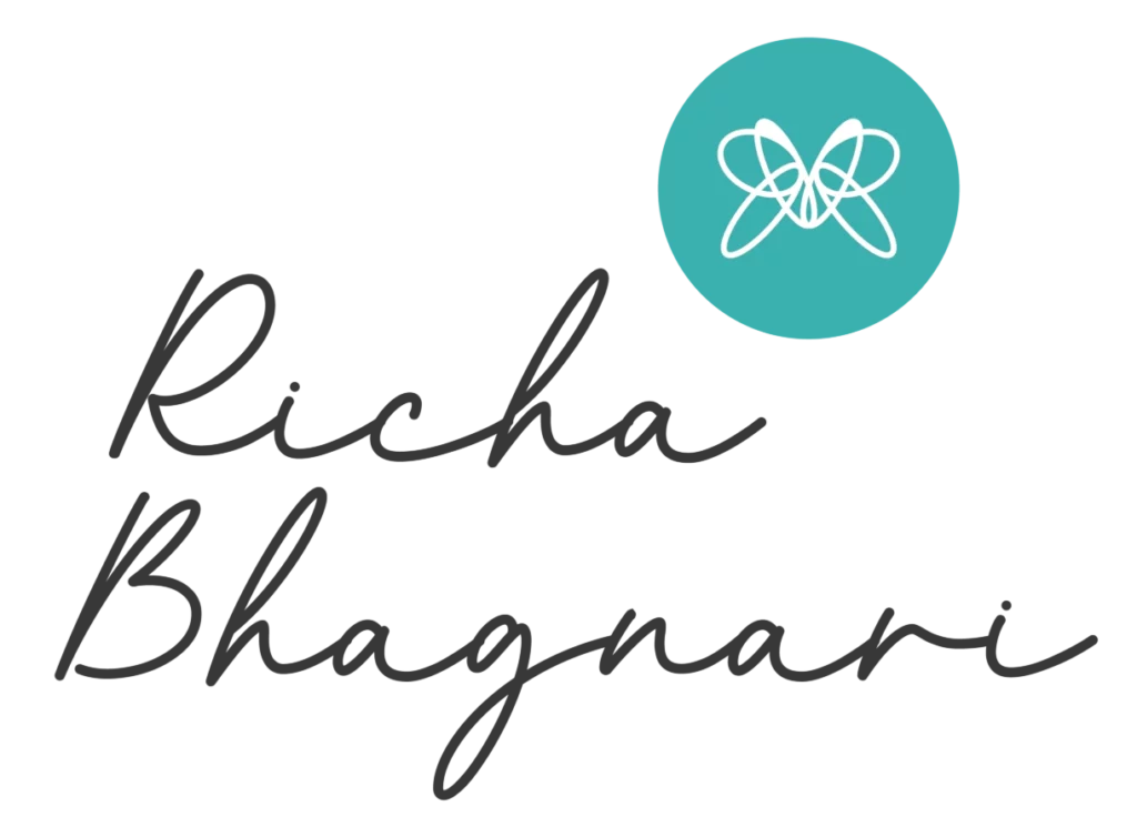 Richa Bagnari_Logo_-03